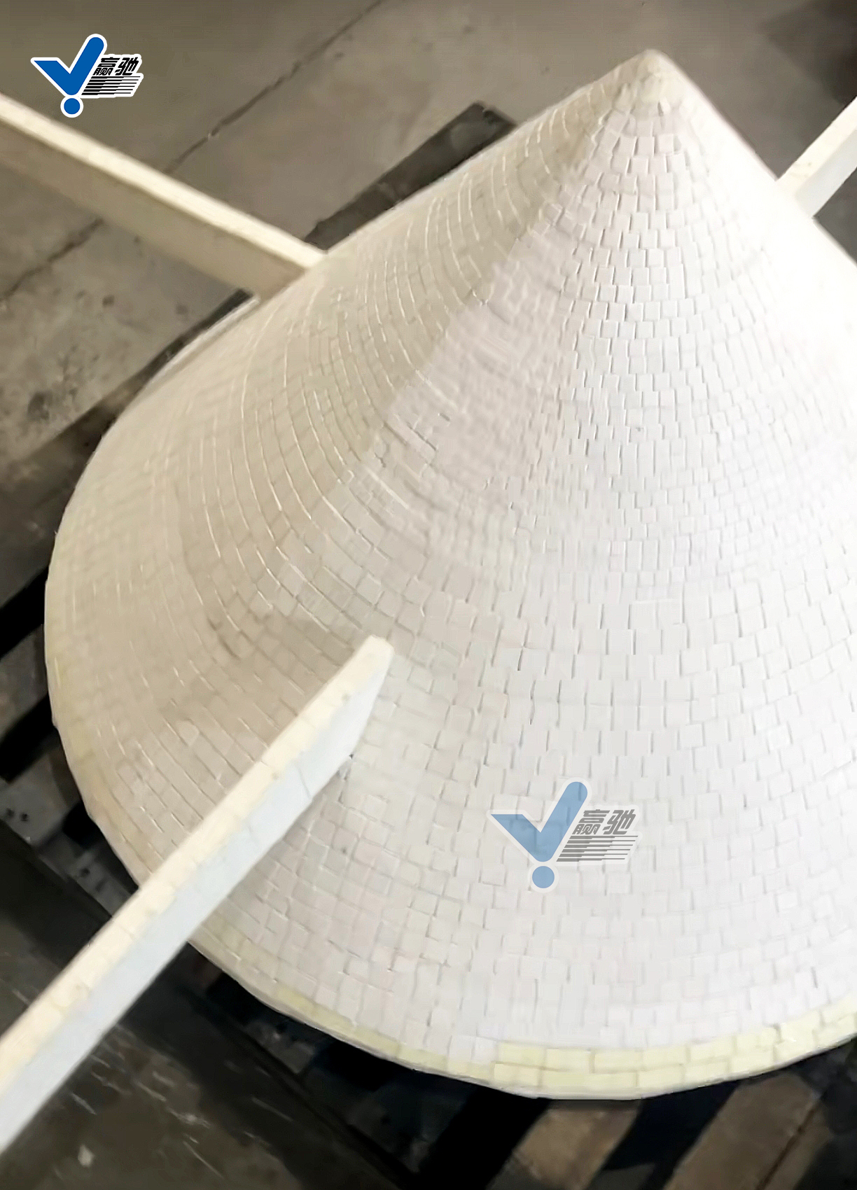 散料錐襯貼耐磨陶瓷 散料錐內(nèi)襯氧化鋁耐磨陶瓷片 耐磨陶瓷散料錐 陶瓷馬賽克散料錐 散料錐氧化鋁片 氧化鋁耐磨陶瓷散料錐 散料錐表面防磨層 散料錐耐磨內(nèi)襯-淄博贏馳陶瓷新材料有限公司