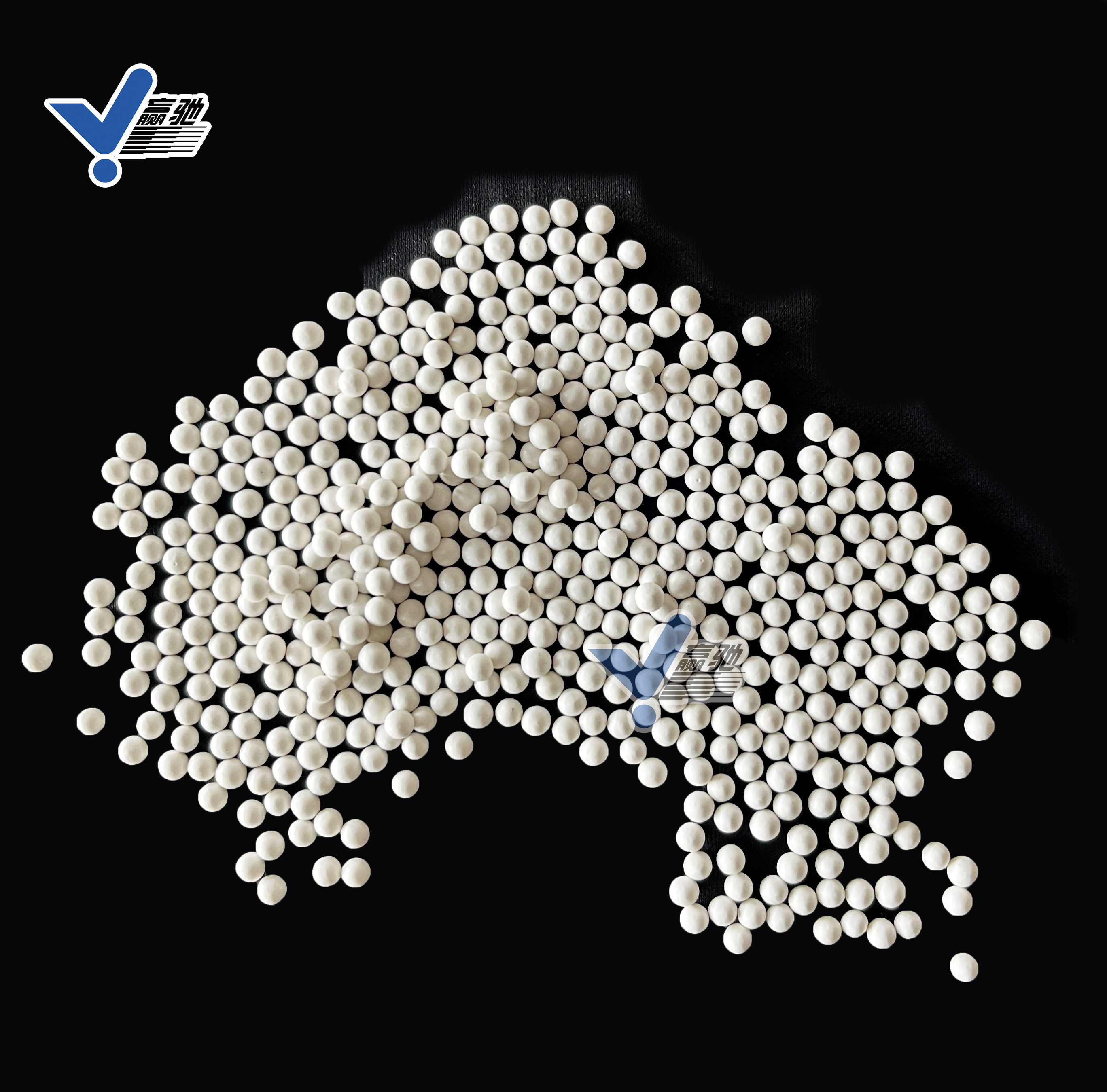 耐磨鋯鋁復(fù)合球 90鋯鋁研磨球 90%鋯鋁復(fù)合球 鋯鋁瓷球 鋯鋁球 90%瓷球鋯鋁 90鋯鋁研磨珠 球磨機(jī)鋯鋁研磨球 鋯鋁瓷球廠家 鋯鋁復(fù)合球廠家 淄博贏馳陶瓷新材料有限公司