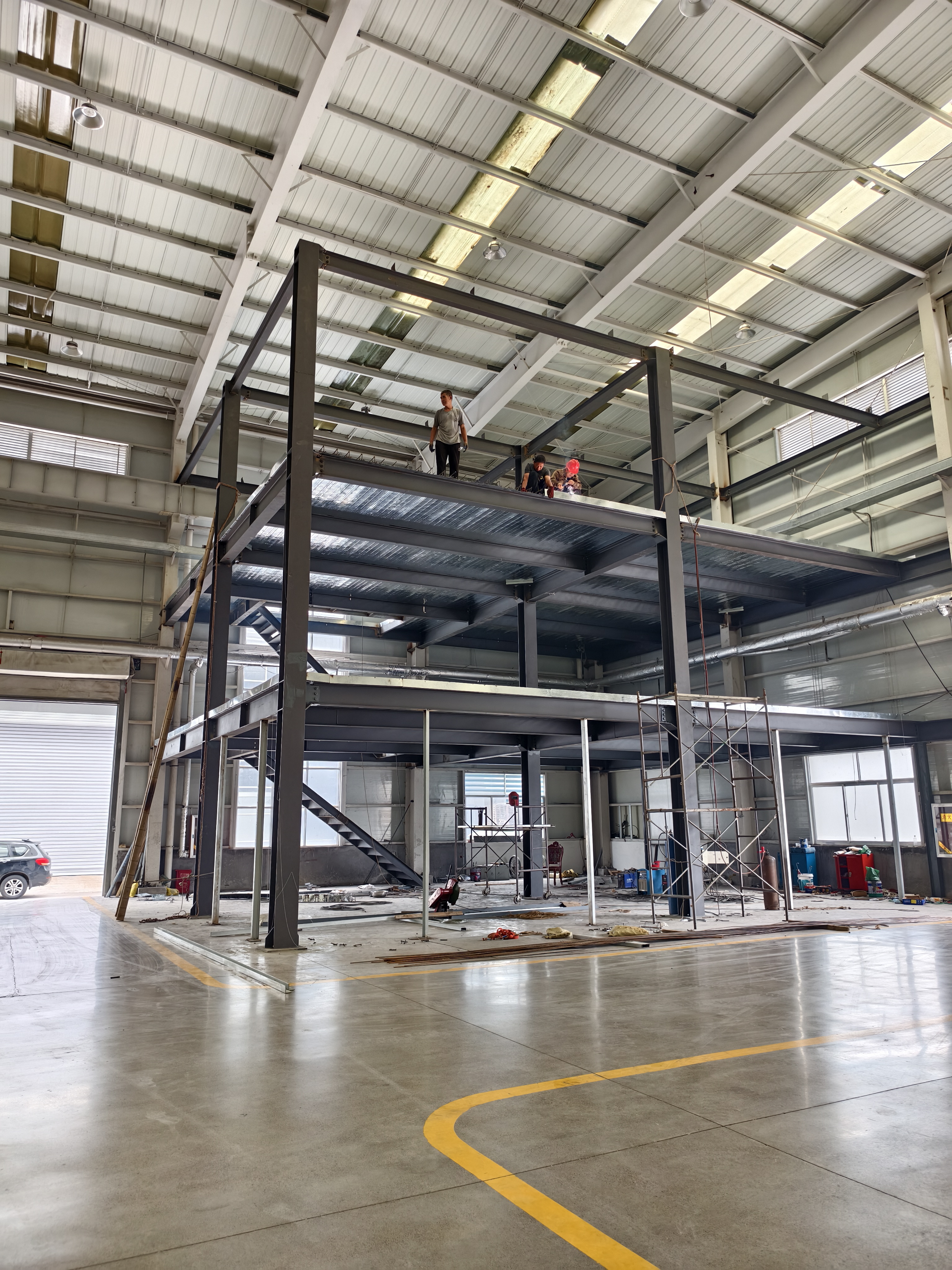 贏馳陶瓷新辦公大樓正式開工建設(shè)