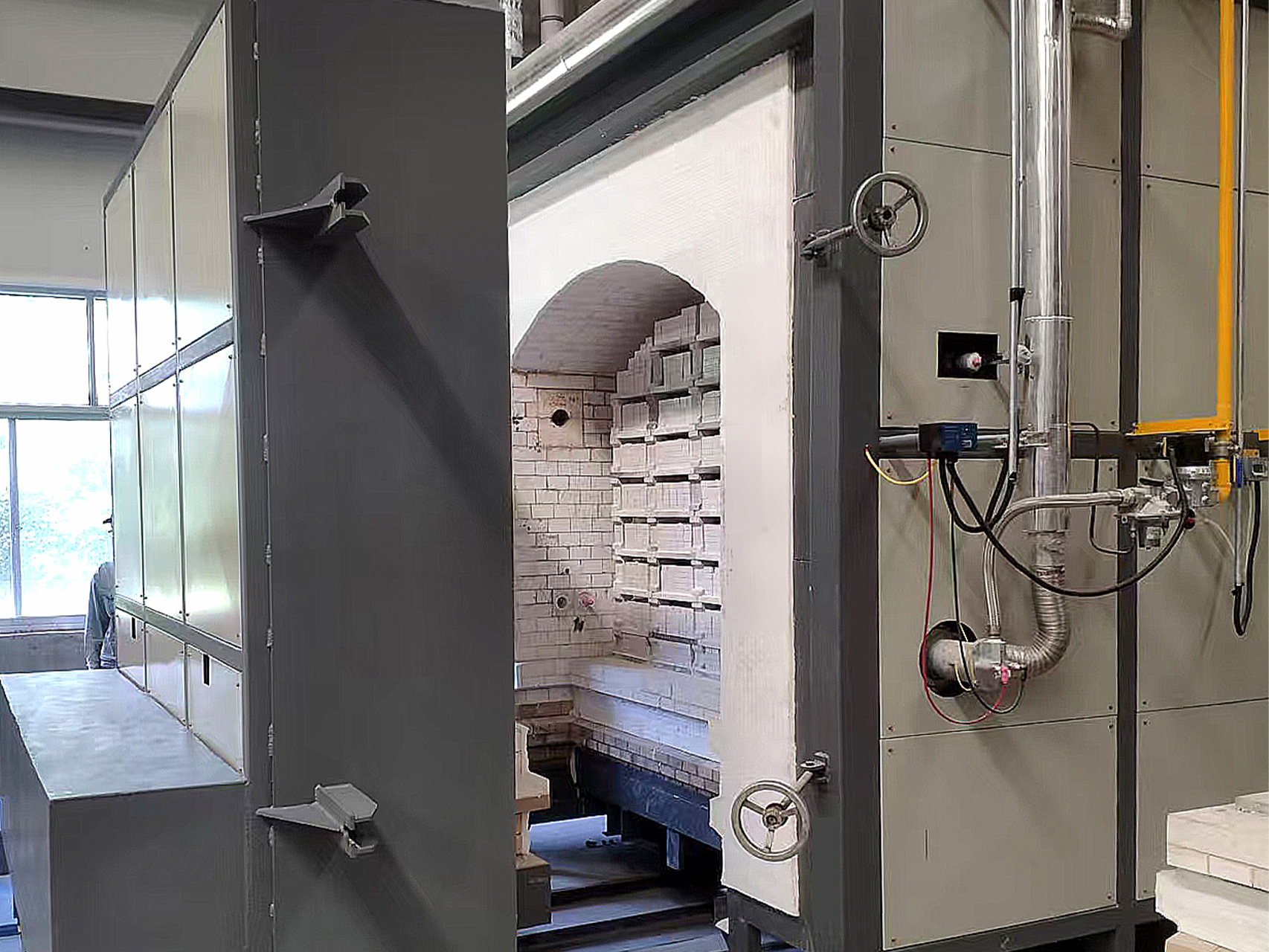 鋼球與氧化鋁球的使用壽命對比如何? 淄博贏馳新材料