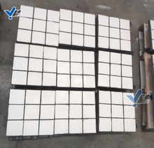 陶瓷+氯丁橡胶（CR）二合一耐磨陶瓷衬板 高防磨陶瓷复合衬板 钢板陶瓷二合一复合板 耐低温耐磨陶瓷复合衬板 耐磨陶瓷板 定制耐磨陶瓷衬板厂家 耐候性 阻燃 耐磨耐冲击 淄博赢驰陶瓷