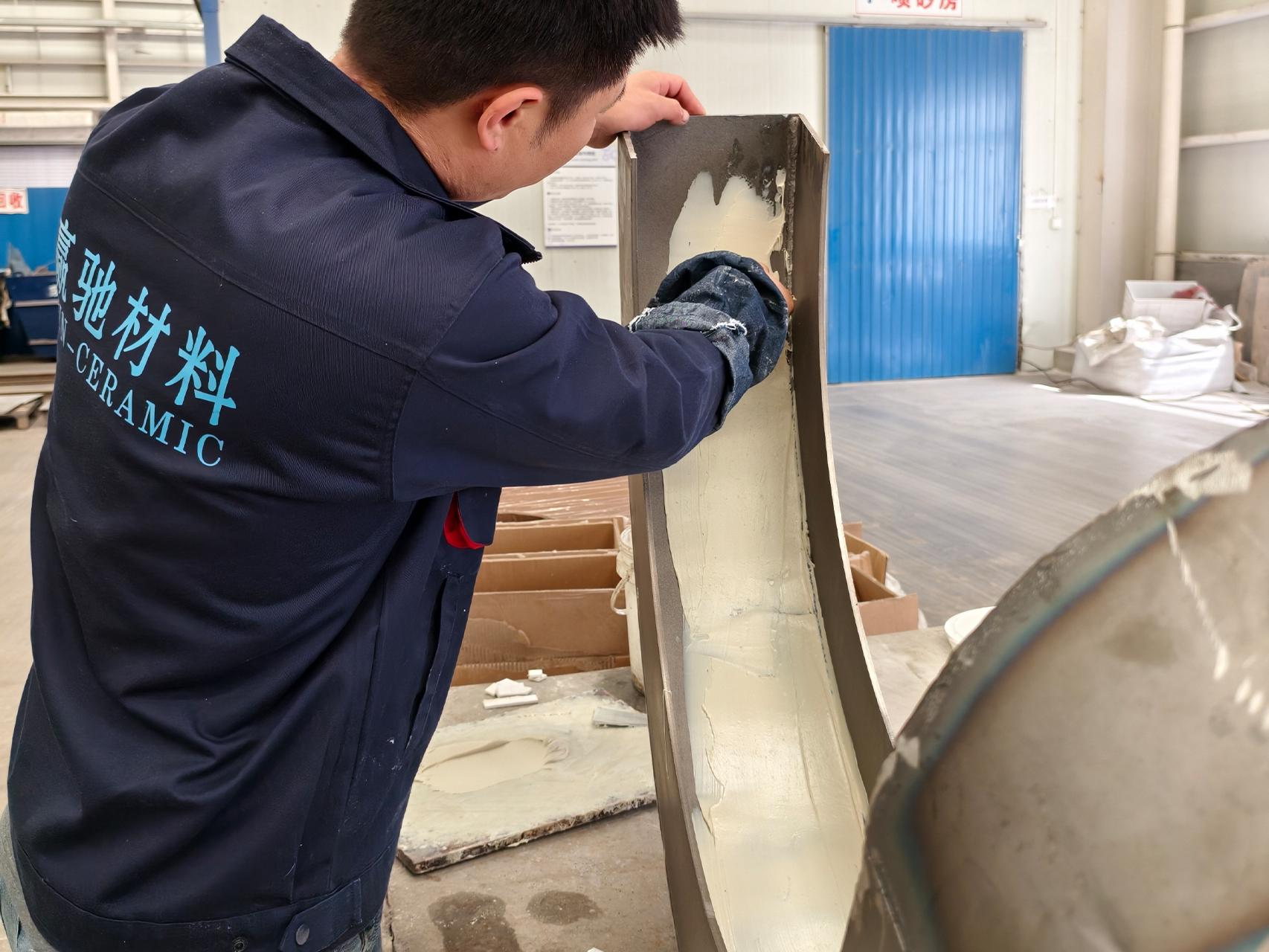 火电与煤炭行业中的氧化铝耐磨陶瓷应用 淄博赢驰