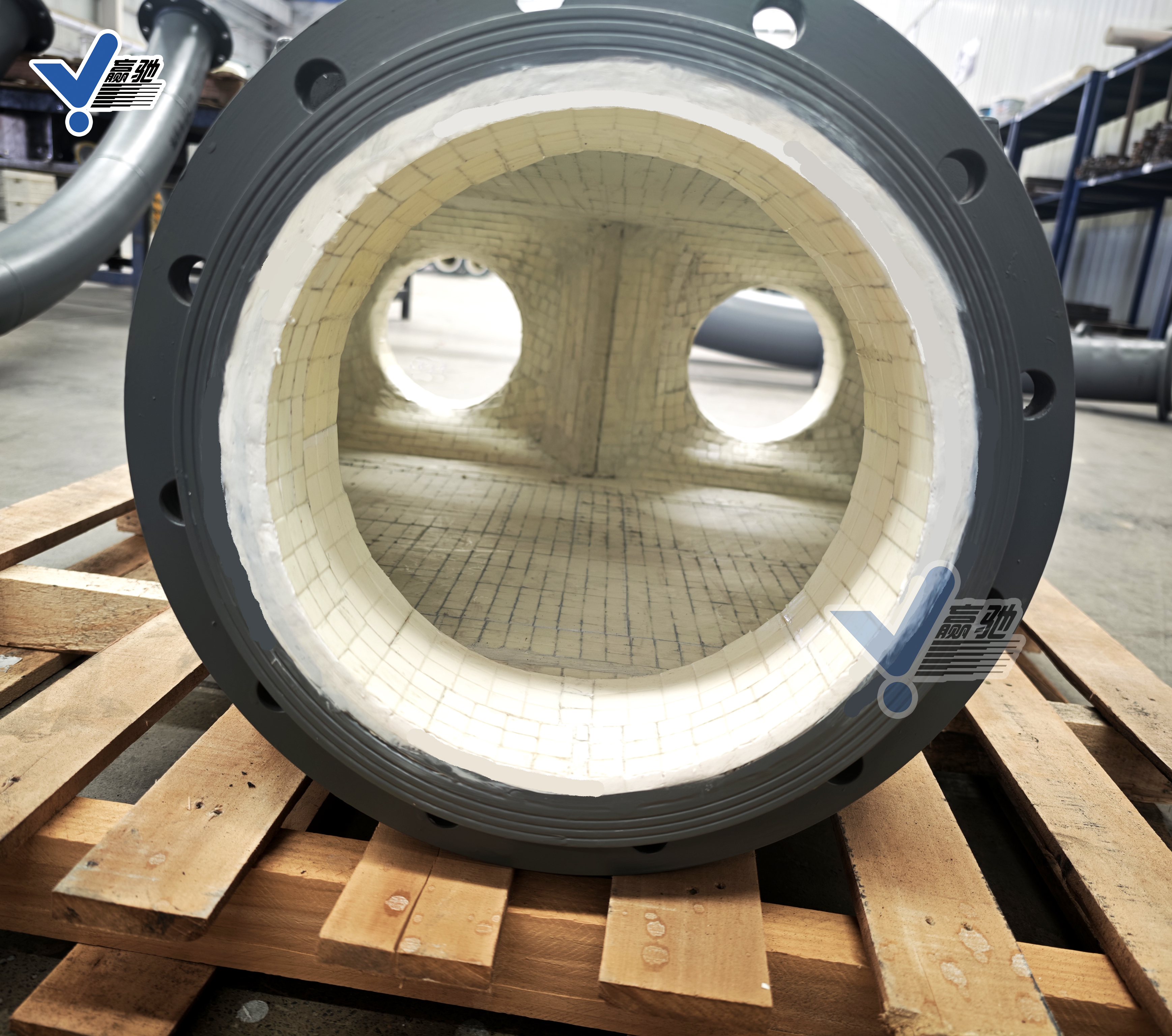 四通内衬氧化铝陶瓷片 陶瓷内衬四通 耐磨陶瓷三通 高铝刚玉内衬 高防磨 耐腐蚀 耐冲击 不挂料 不堵料 源头生产厂家 来件加工 上门安装 山东淄博赢驰陶瓷新材料有限公司