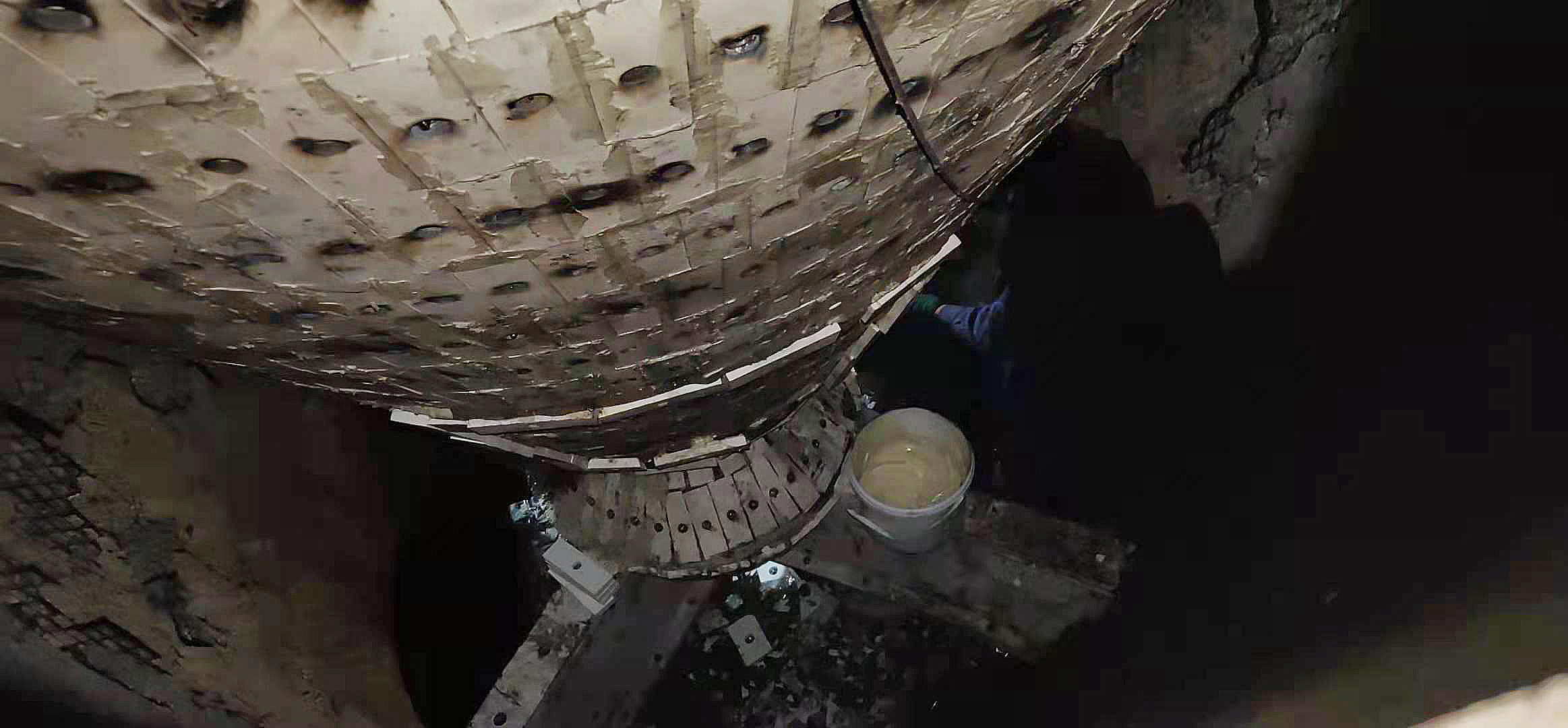 磨煤机內锥内衬耐磨陶瓷 磨煤机內锥氧化铝防磨 磨煤机內锥贴耐磨陶瓷 磨煤机內锥衬氧化铝耐磨层 耐磨陶瓷磨磨煤机內锥 磨煤机內锥衬陶瓷片 磨煤机內锥内衬陶瓷马赛克 淄博赢驰陶瓷新材料有限公司